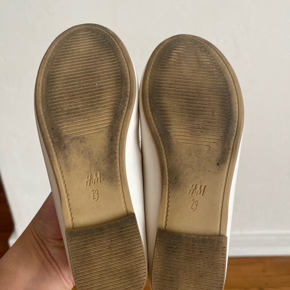 H&M - Girls white shoes - Picture 4 of 5